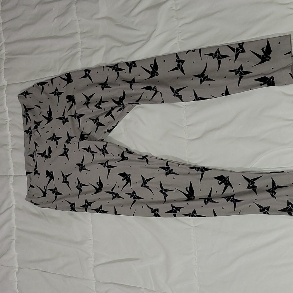 LuLaRoe Paper Crane Leggings